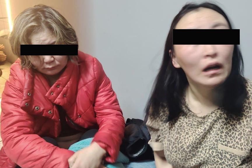 Фото В новосибирском ресторане на Красном проспекте нетрезвый посетитель разделся и приставал к персоналу 3 - Сиб.ФМ Фото В новосибирском ресторане на Красном проспекте нетрезвый посетитель разделся и приставал к персоналу 3